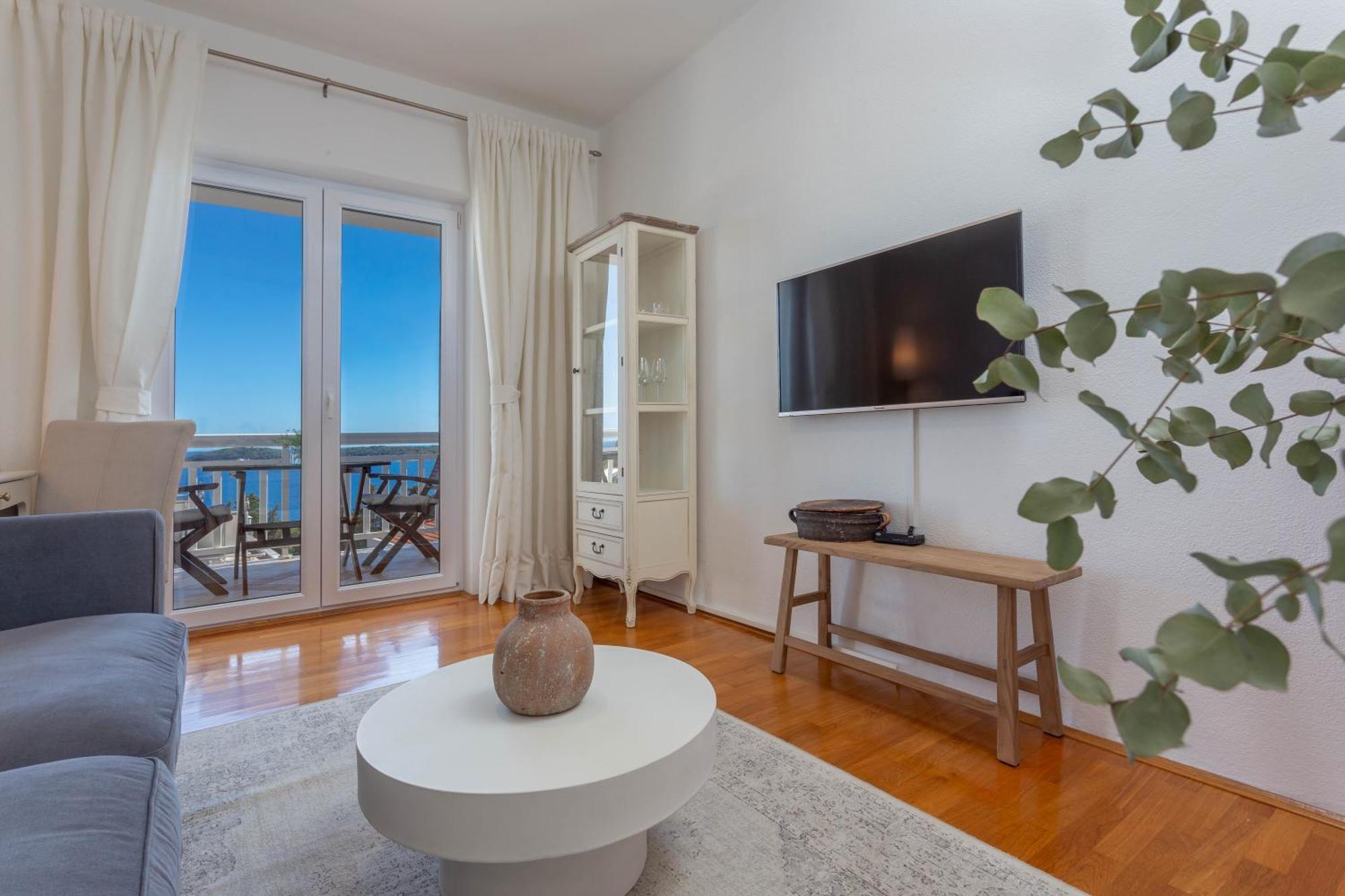 חוואר Tia Hvar Top View Apartment מראה חיצוני תמונה